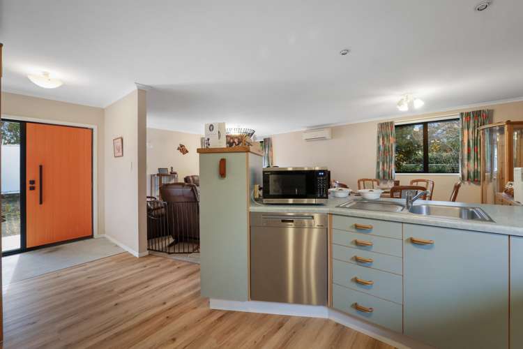4 Marina Way Athenree_11