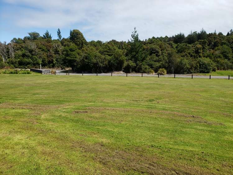 8 Haydens Road Marsden_23