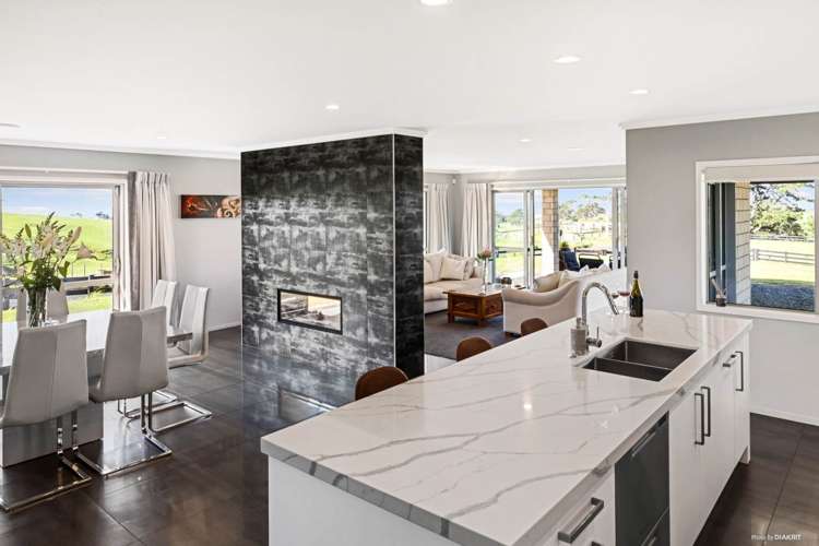 96 A Renall Road Pollok_4