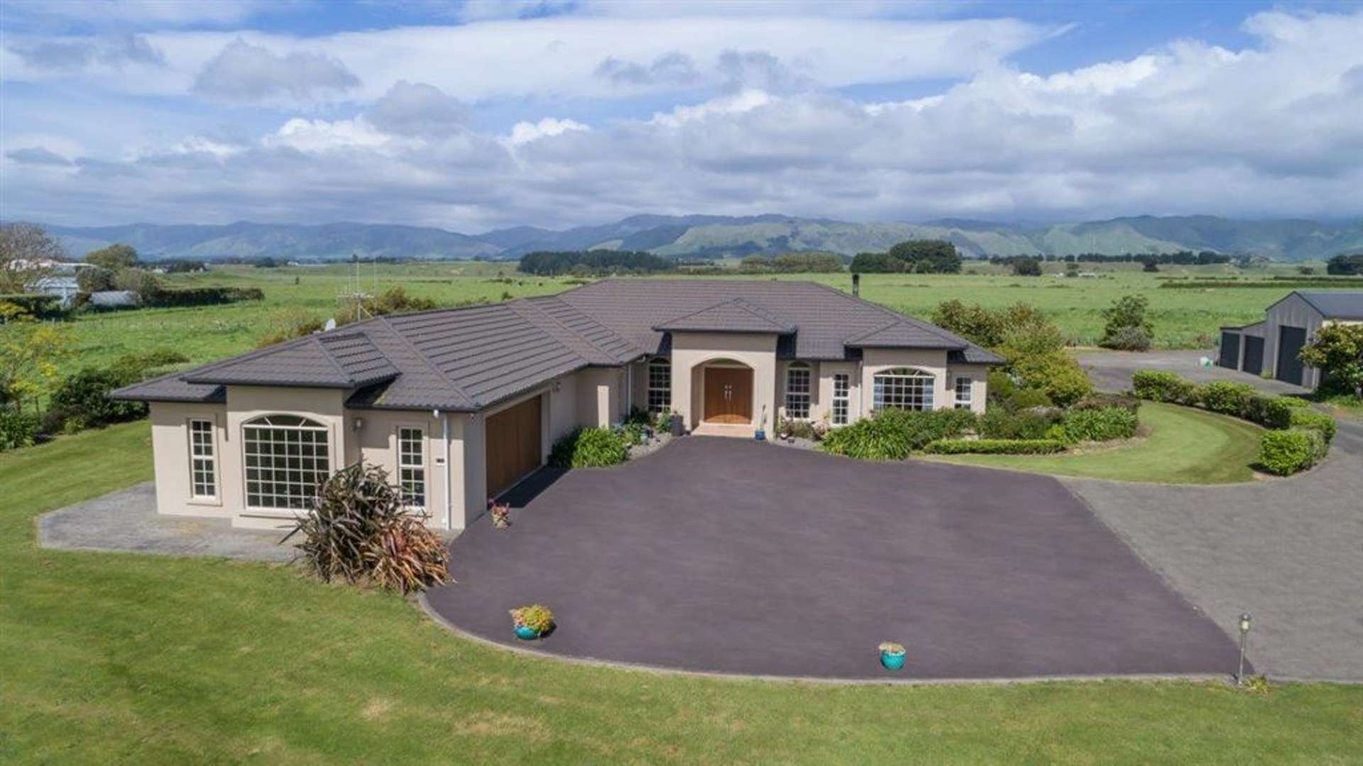 166 Paiaka Road Koputaroa Houses for Sale One Roof