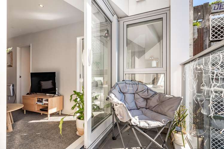 701/74 Taranaki Street Te Aro_6