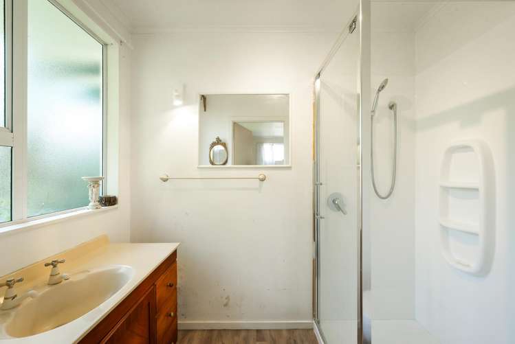 2 Tatahi Street Te Puru_10