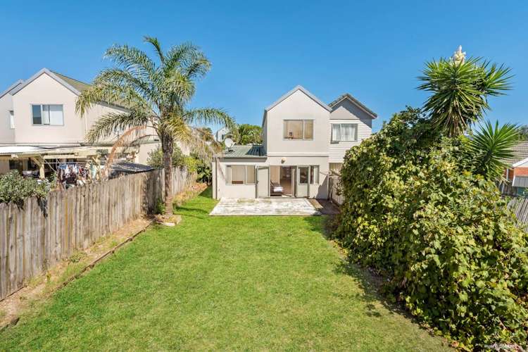 42 Kona Crescent Henderson_1