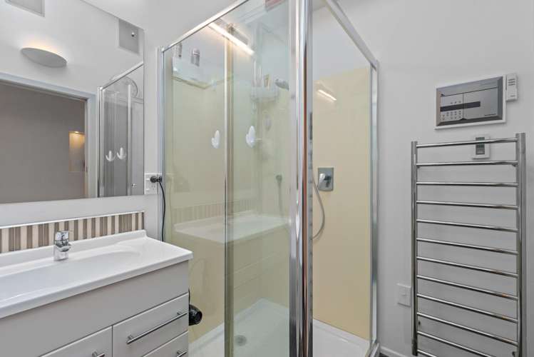 29 Lyndhurst Road Te Atatu South_19