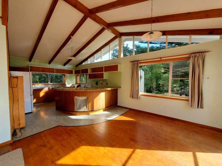 207 Bethells Road Bethells Beach_10