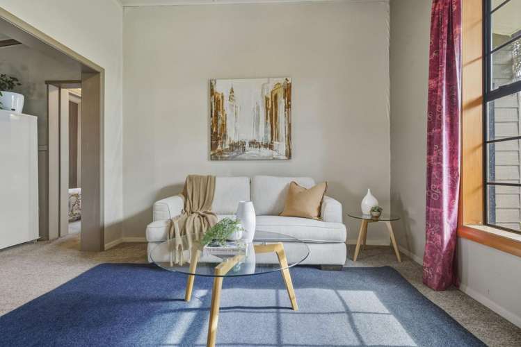 6 Queen Street Mosgiel_2