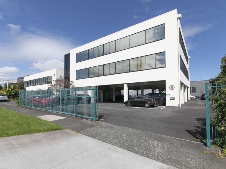 Part Level 1/12 Walls Road Penrose_10