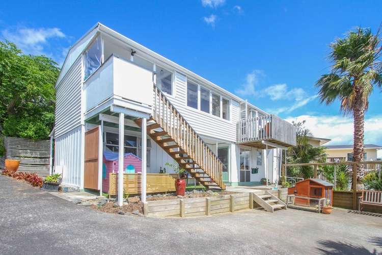 15 Gledstane Road Stanmore Bay_19