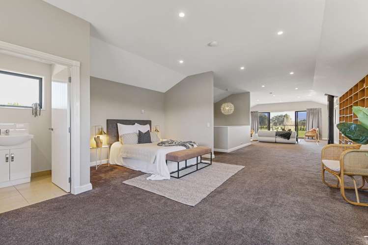 102 Glews Road Cust_29