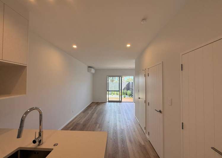 5/15 Sea Vista Avenue Beach Haven_2