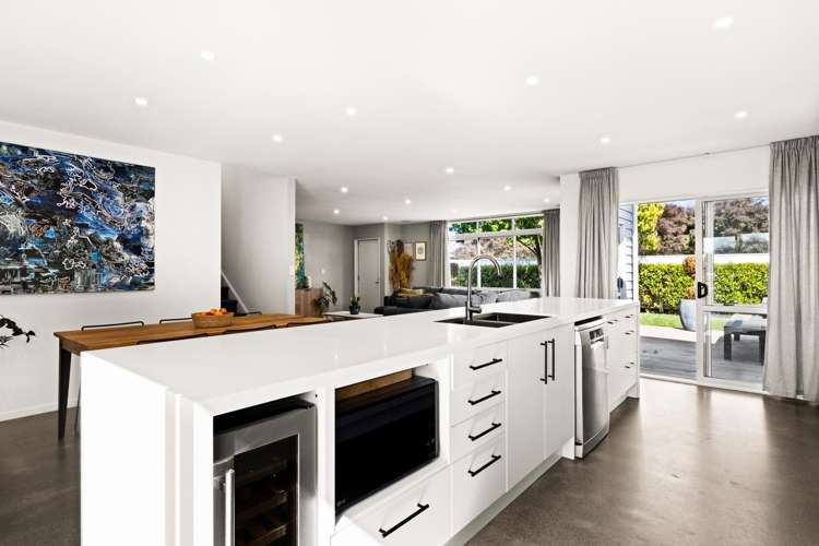 34 Arbuckle Road Frimley_6