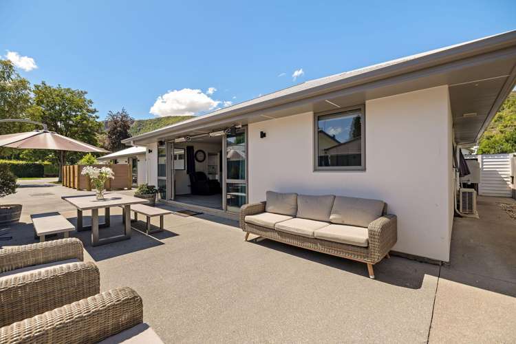 2 Preston Drive Arrowtown_21