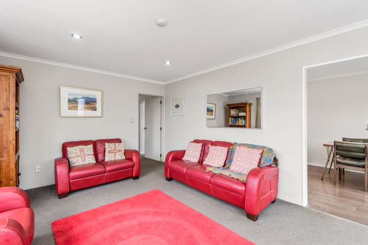 7 Oldham Place Darfield_5