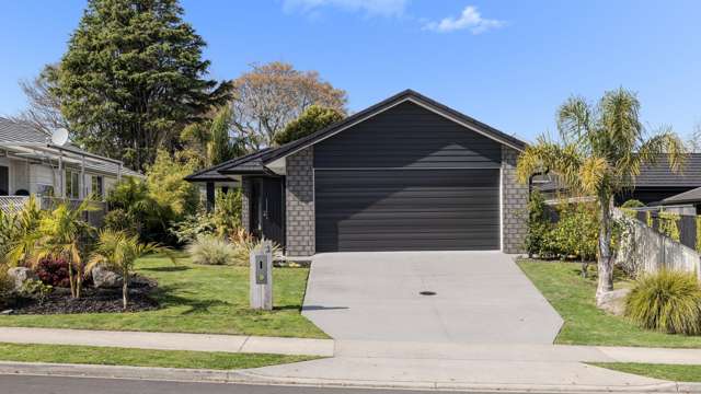 Modern Living in Tranquil Omokoroa