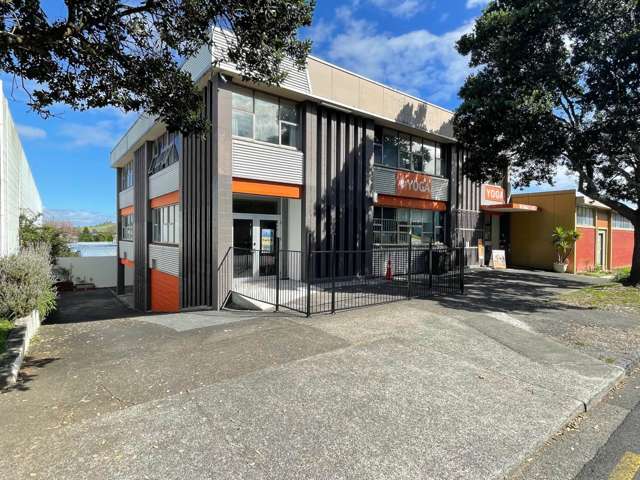 250M² ONEHUNGA OFFICE/RETAIL