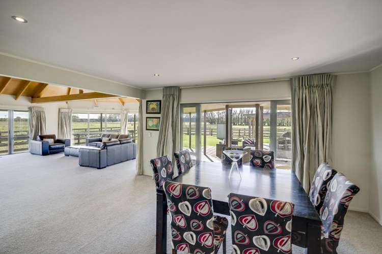 135 Crystall Road Pakipaki_7