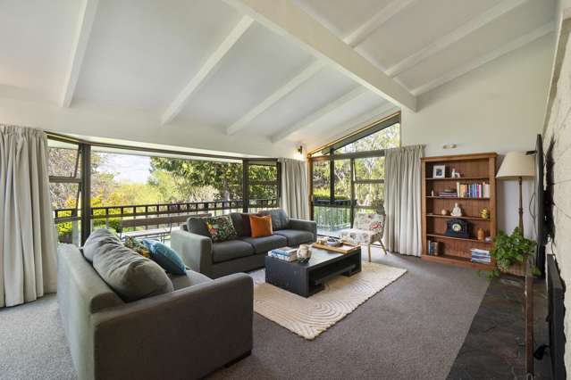 61 Turitea Road Fitzherbert_2