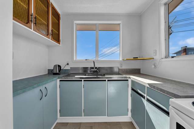 15a Crownhill Street Spotswood_4