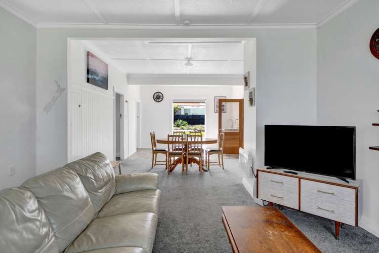 39 Domett Street Opunake_11