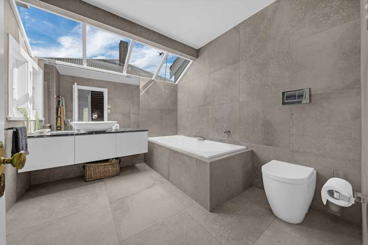 57 Mount Roskill Road Mt Roskill_13
