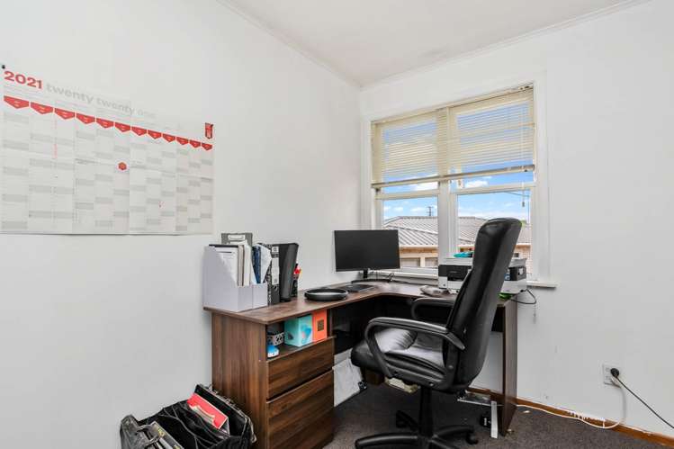 13 Sheehan Road Te Atatu South_7