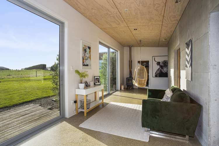 32 Aerodrome Road Anderson Park_6