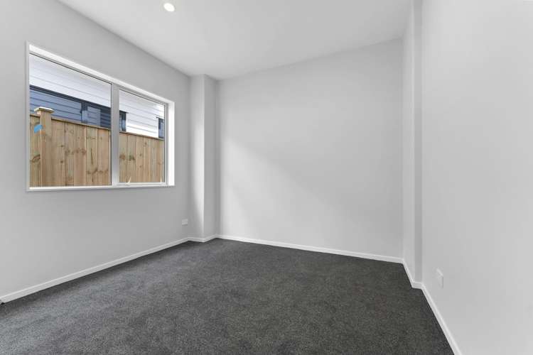 32 Castlebane Drive Flat Bush_24
