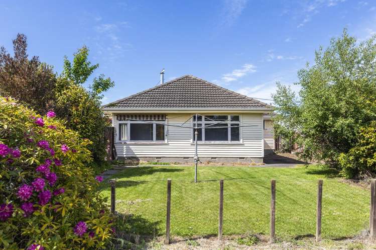 63 Coopers Road Dallington_8