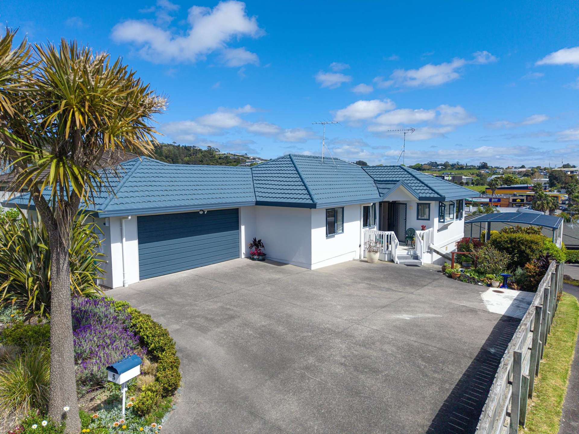 5 Elan Place Stanmore Bay_0