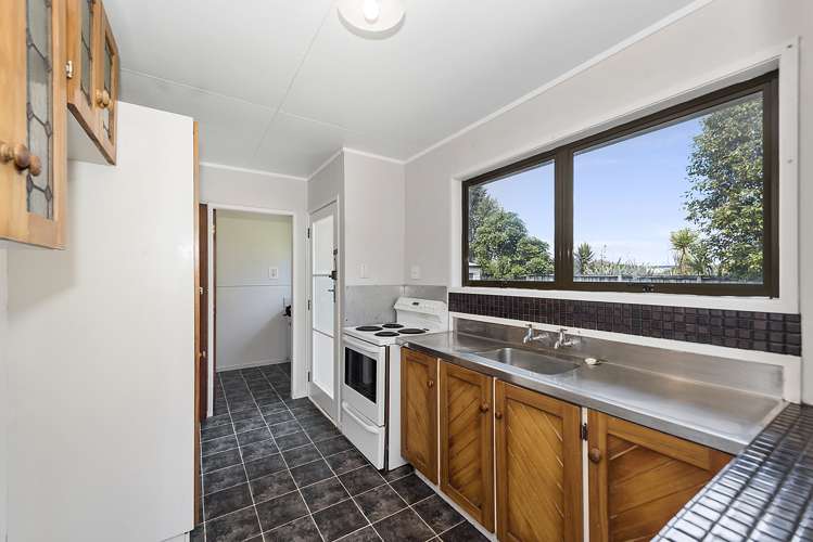 11 Frost Place Pukete_1