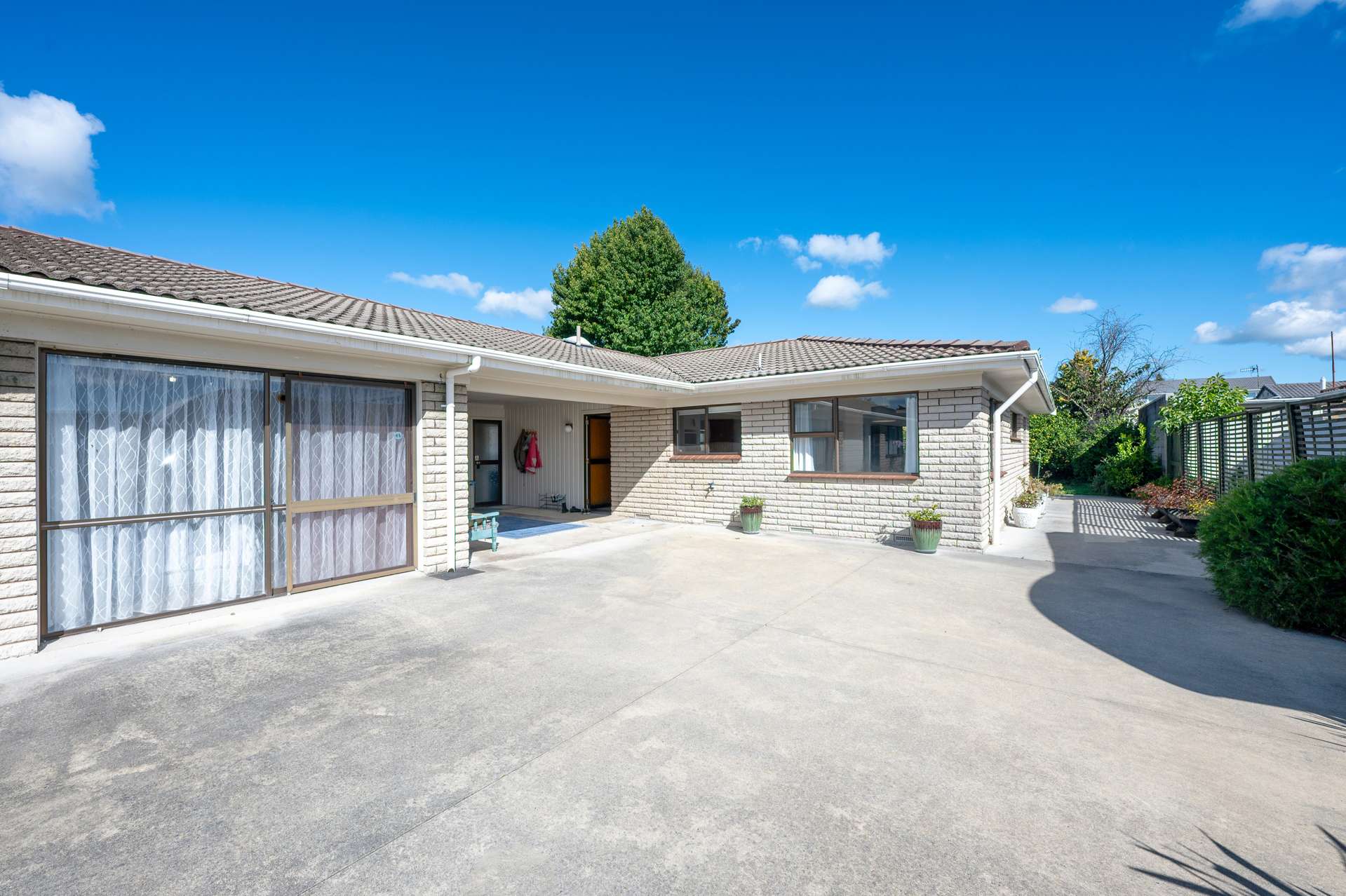 30b Holland Street Glenholme_0