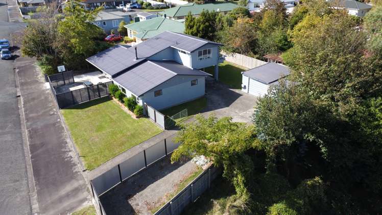 29 Hunter Street Dannevirke_19