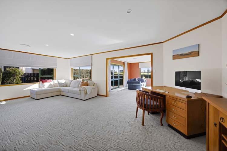 60 Pembroke Road East Stratford_4