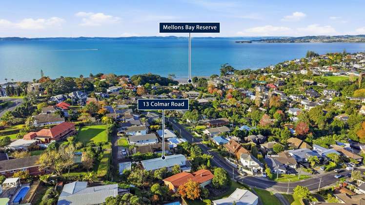 13 Colmar Road Mellons Bay_39