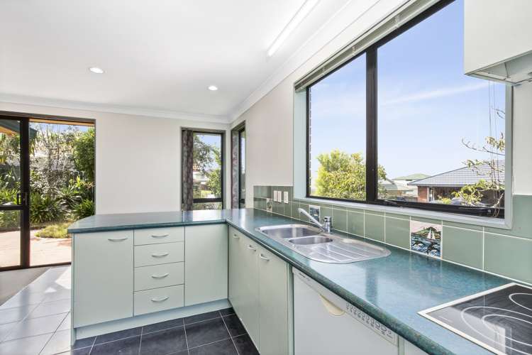 9 Coupland Court Glendene_4