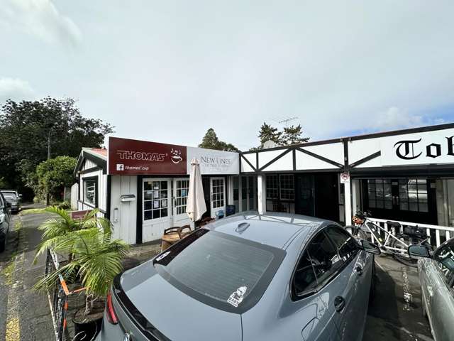 Corner Retail Site in Titirangi