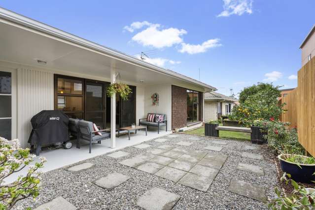 2/248 Great North Road Henderson_1