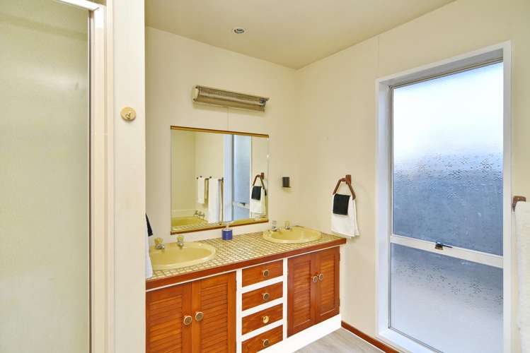 5 Cavendish Road Casebrook_14