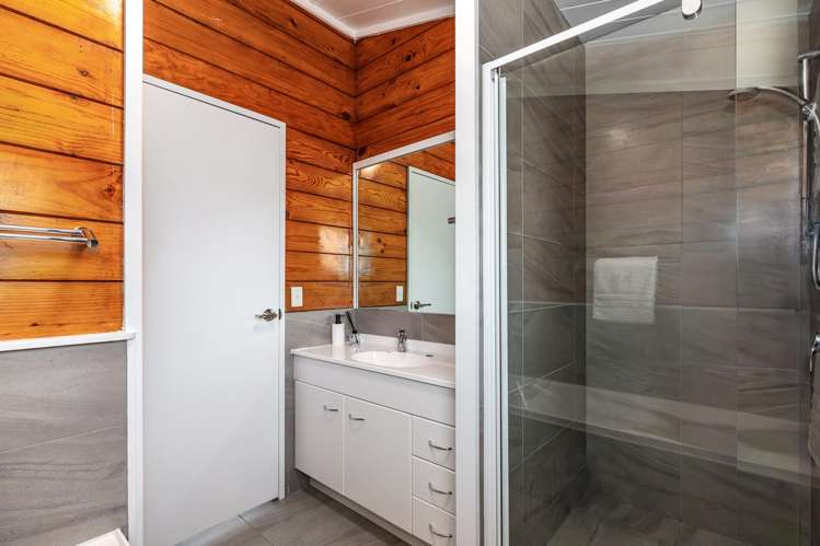 10 Gemstone Drive Birchville_14