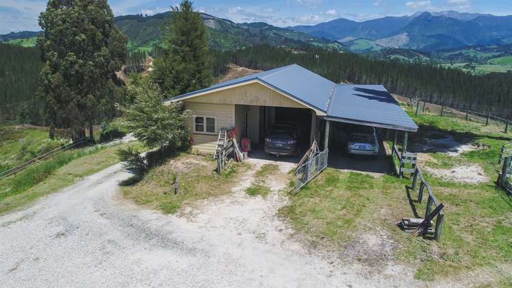 740 Waiwhero Road Ngatimoti_16