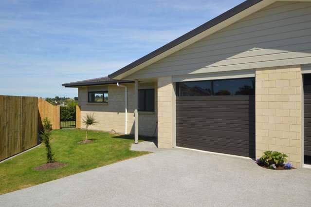 25 Ashmore Park Road Carterton_1