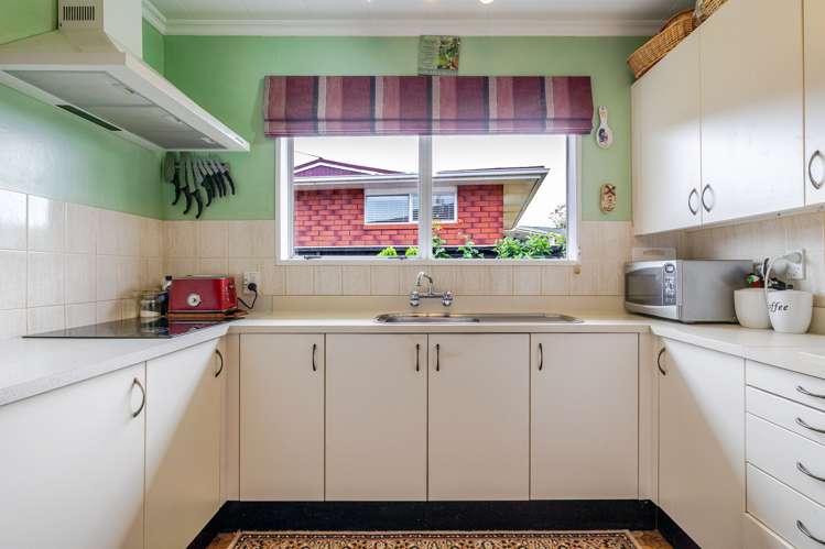 19 Te Punga Place Awapuni_2