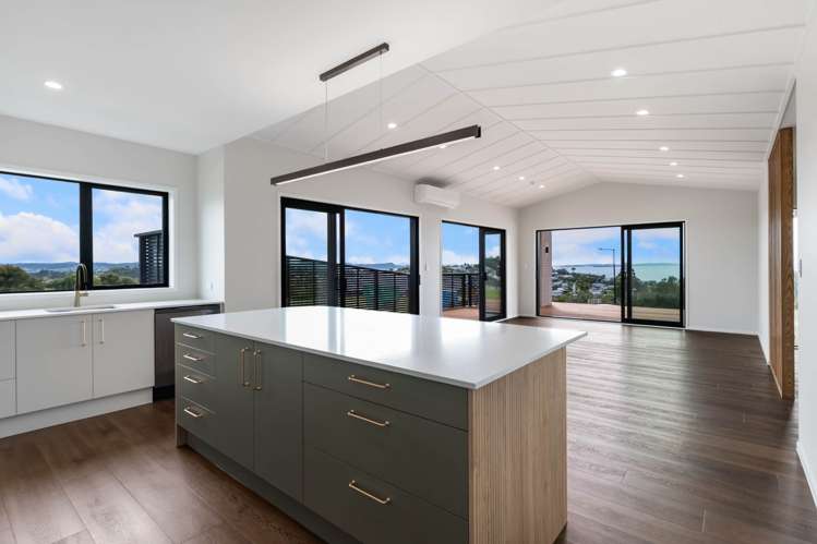 15 Anehana Place Stanmore Bay_1