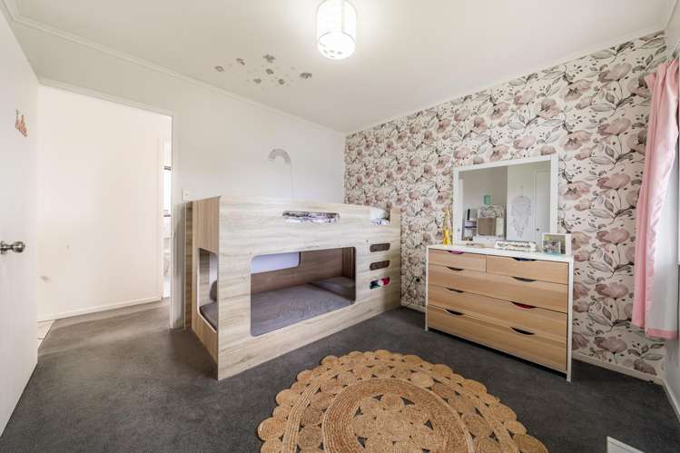 5 Edelweiss Grove Timberlea_21