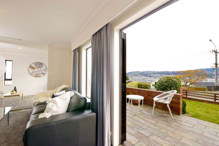 110 Larnach Road Vauxhall_11