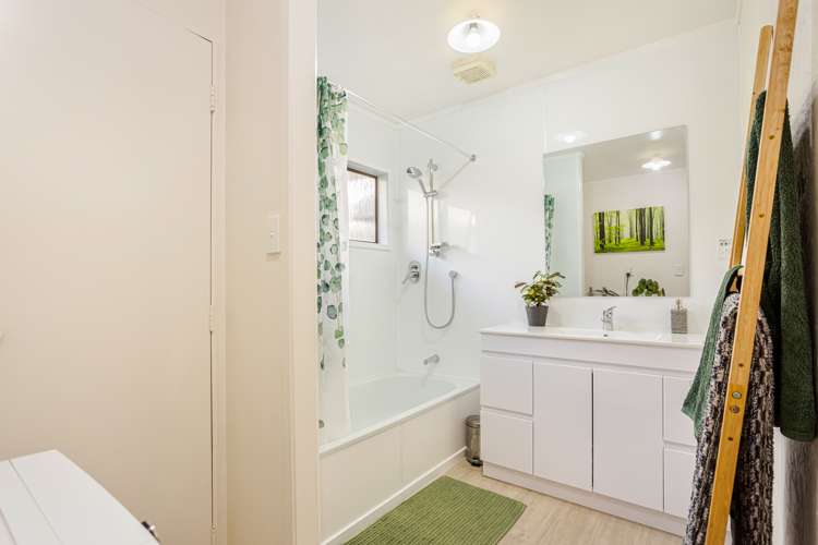 2/38 Koromiko Street New Lynn_10