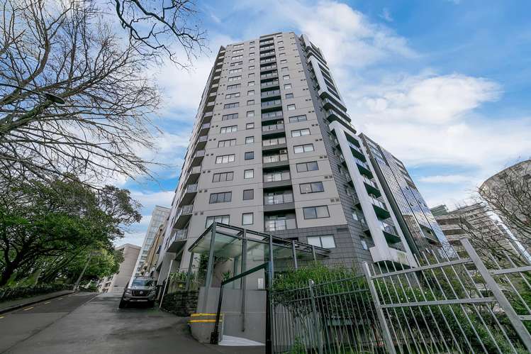 2C/6 St Martins Lane_1