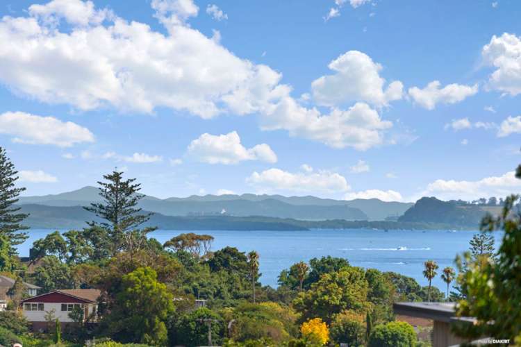 2b Cheriton Road Mellons Bay_6