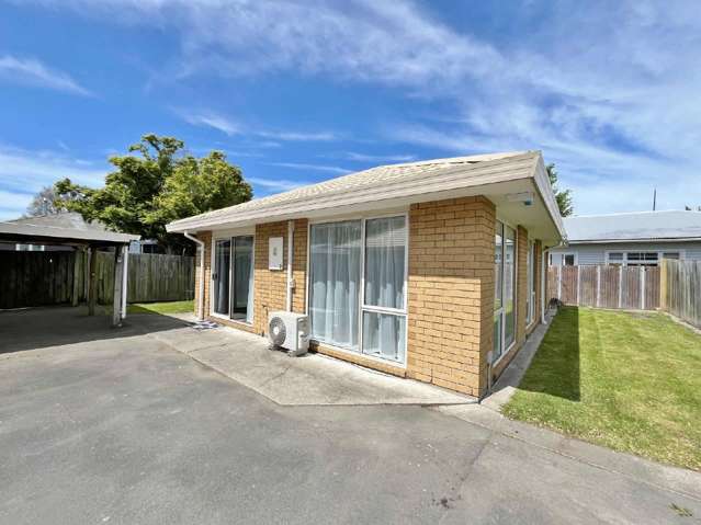 ADDINGTON - TWO BEDROOMS, HEATPUMP, CARPORT