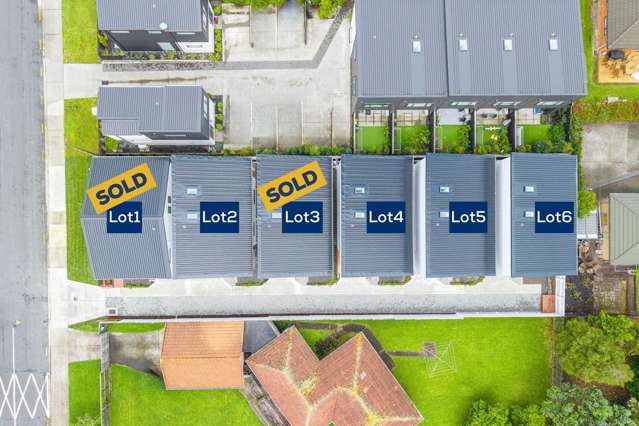 2/49 Neil Avenue Te Atatu Peninsula_1